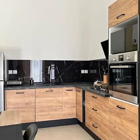 Maisonnette Avec Piscine La Picholine Apartament Châteaurenard