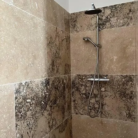 Maisonnette Avec Piscine La Picholine Apartament