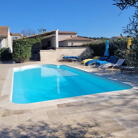 Maisonnette Avec Piscine La Picholine Châteaurenard