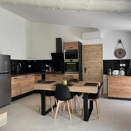 Maisonnette Avec Piscine La Picholine *